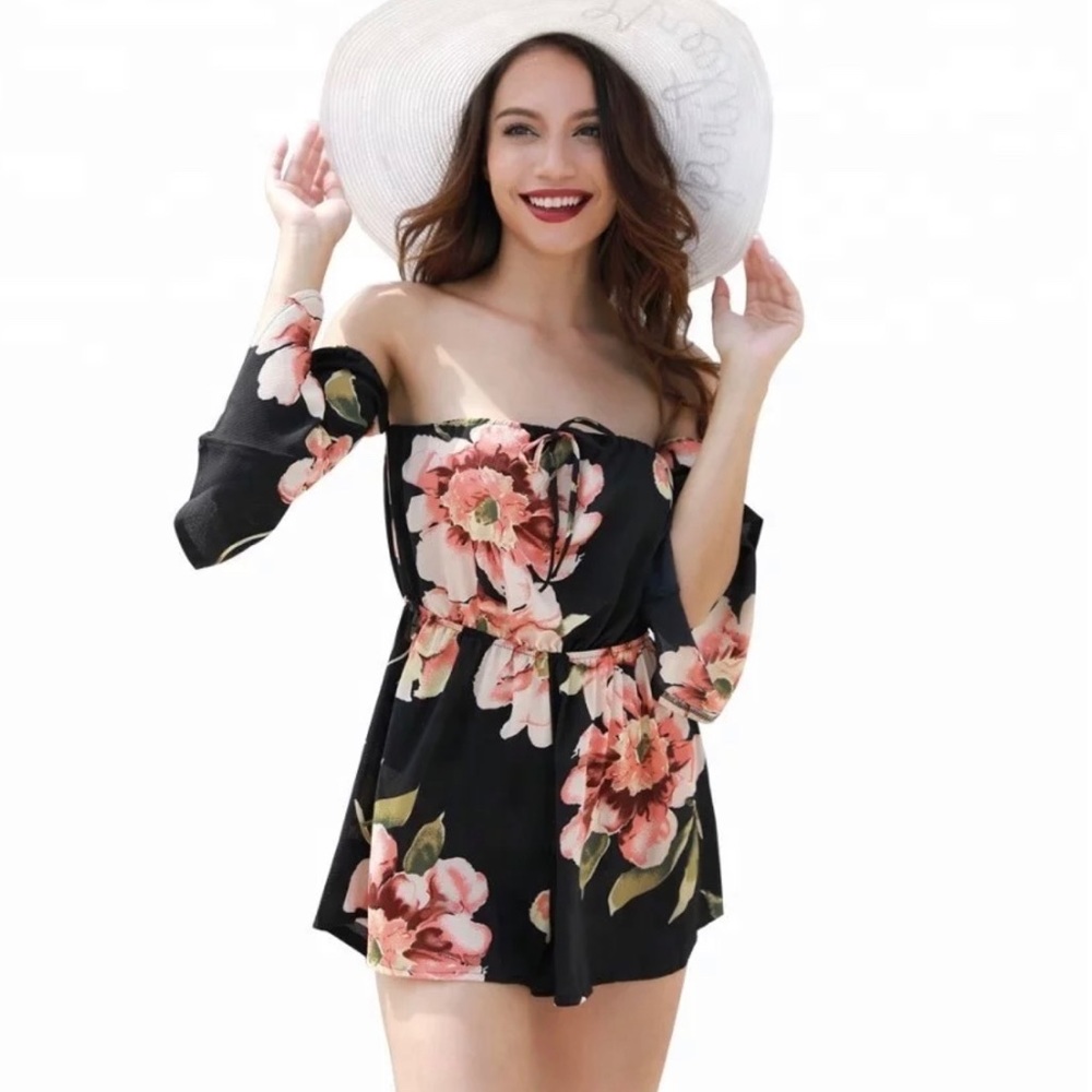 Strapless floral print romper